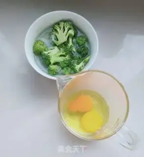 Make ♪ West Blue Flower Steamed Egg Spam ♪ step 0