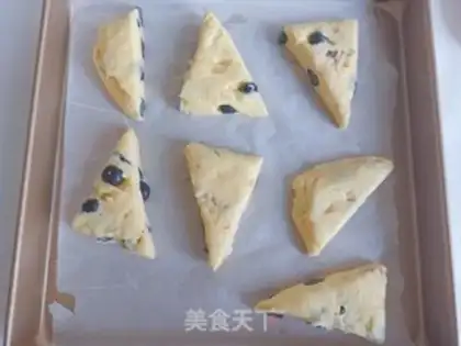 Make Blueberry scone step 10