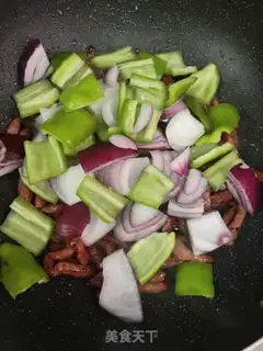 Make Pyramid beef step 6
