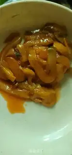Make Squeeze fried eggs step 1
