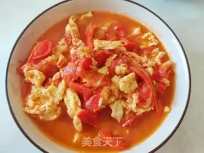 Make Tomato fried eggs step 9