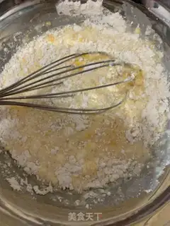 Make Pinecake nut cake step 1