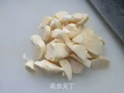 Make Pickles whips fried eggs step 3
