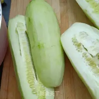 Make Old cucumber dumplings step 1
