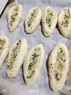 Make Garlic bread step 10
