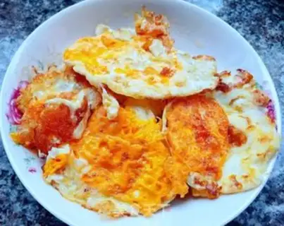 Make Tomato chops, omelet noodles step 4
