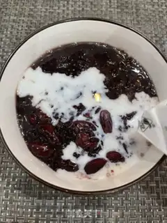 Make Milk and black rice congee step 6