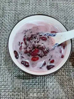 Make Milk and black rice congee step 8