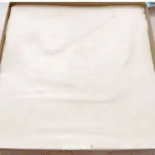 Make Coconut Swiss roll step 12