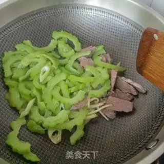 Make Donkey-fried bitter melon step 8