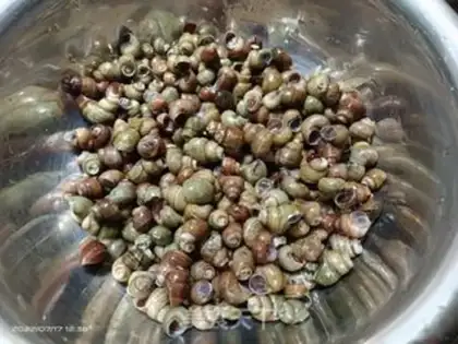 Make Duck foot snail step 1