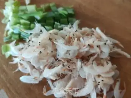 Make Shrimp skin and chili pepper step 2