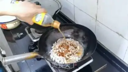Make Pork bean horned noodles step 3