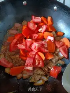 Make Tomato carrot beef soup step 6