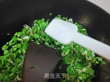 Make Shrimp skin and chili pepper step 6