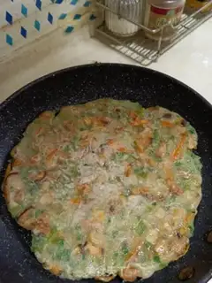 Make Onion veggie pie step 9