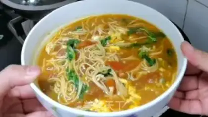 Make Tomato egg shaving noodles step 8