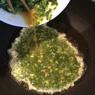 Make Scrambled eggs step 4