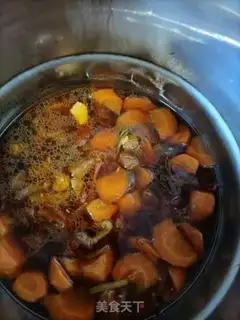 Make Tomato carrot beef soup step 10