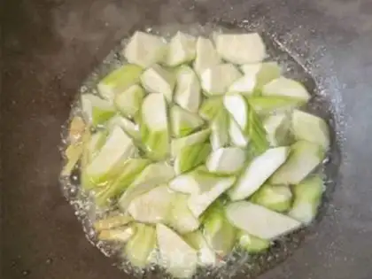 Make Garlic smelt step 5