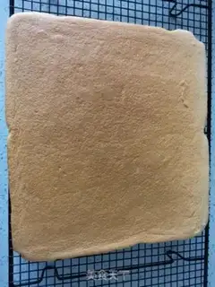 Make Fruit cream box cake step 10