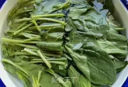 Make ♪ Golden fungus spinach ♪ step 0