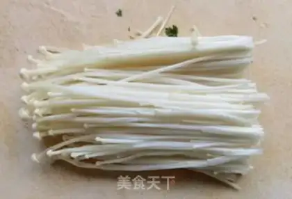Make ♪ Golden fungus spinach ♪ step 1