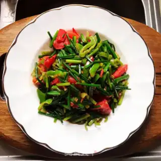 Make The pepper sauce step 9