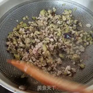 Make Cheese and vine pepper sauce step 9