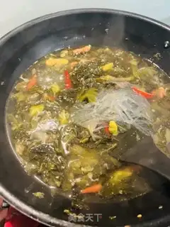 Make Sour-cracker omelet soup step 3