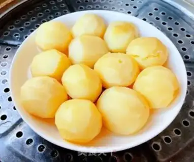 Make Fried potatoes step 3
