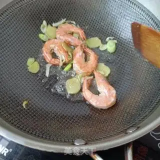 Make Shrimp with carrots step 5