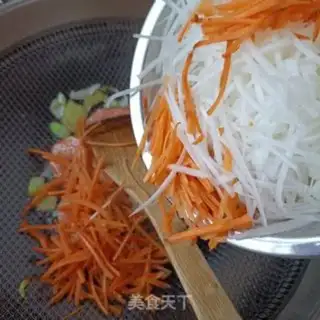 Make Shrimp with carrots step 6