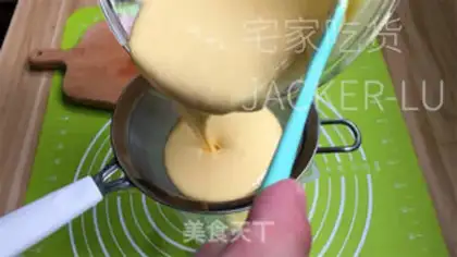 Make Mini cheesecake step 5