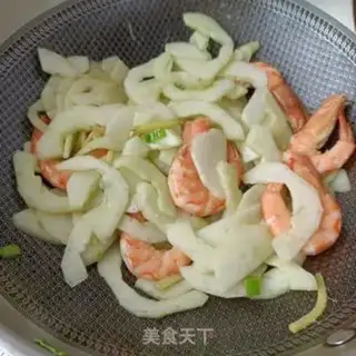 Make Old cucumber makes shrimp step 11
