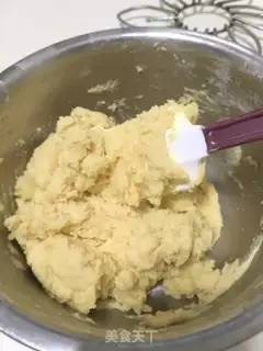 Make Old butter cookies step 3