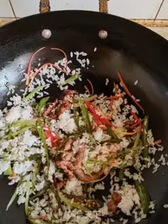 Make Pepper beef fried rice step 4