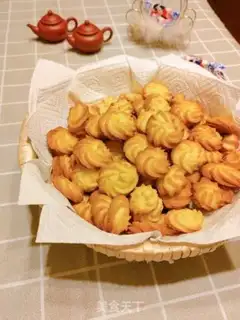 Make Old butter cookies step 10