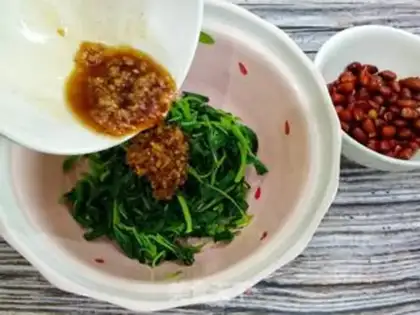 Make Porridge and peanuts step 5