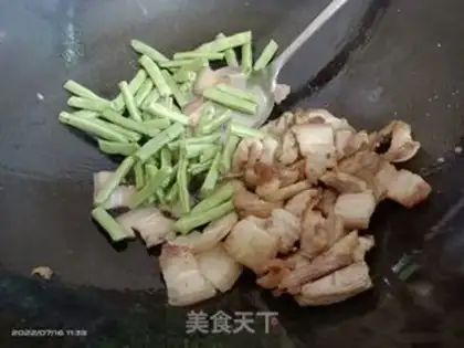 Make Five flowers and four beans step 3