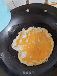 Make Eggs and silk step 3