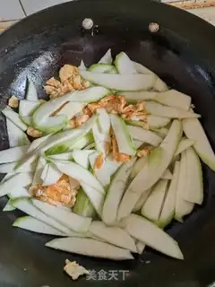 Make Eggs and silk step 7
