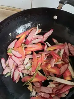 Make Red sausage and vegetables step 6