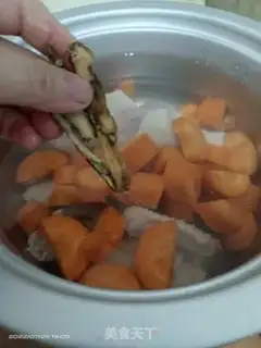 Make Carrot chicken soup step 1