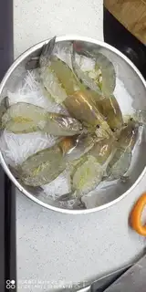 Make Garlic fan steamed roach shrimp step 2