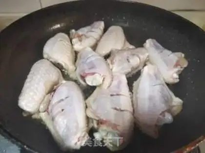 Make Red fried chicken step 0
