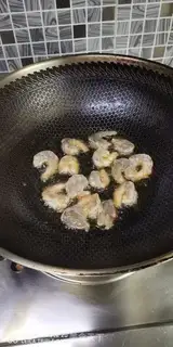 Make Mustard shrimp balls step 1