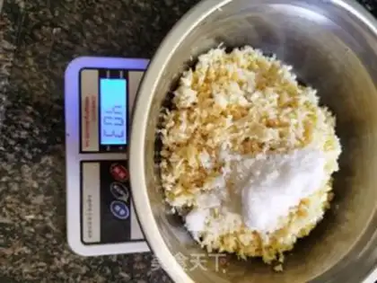 Make Homemade garlic sauce step 1