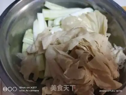 Make Tofu-coated mollies and cucumbers step 1