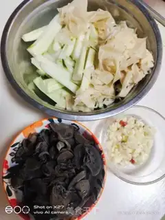 Make Tofu-coated mollies and cucumbers step 3